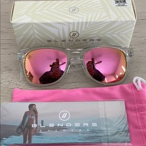 Blenders Sunglasses NWT